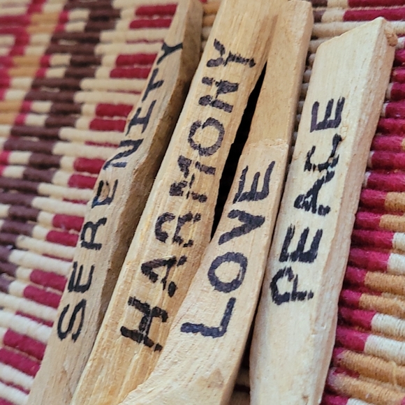 Palo Santo 5 Custom Sticks Love, Peace , Serenity, Harmony... - Picture 3 of 3